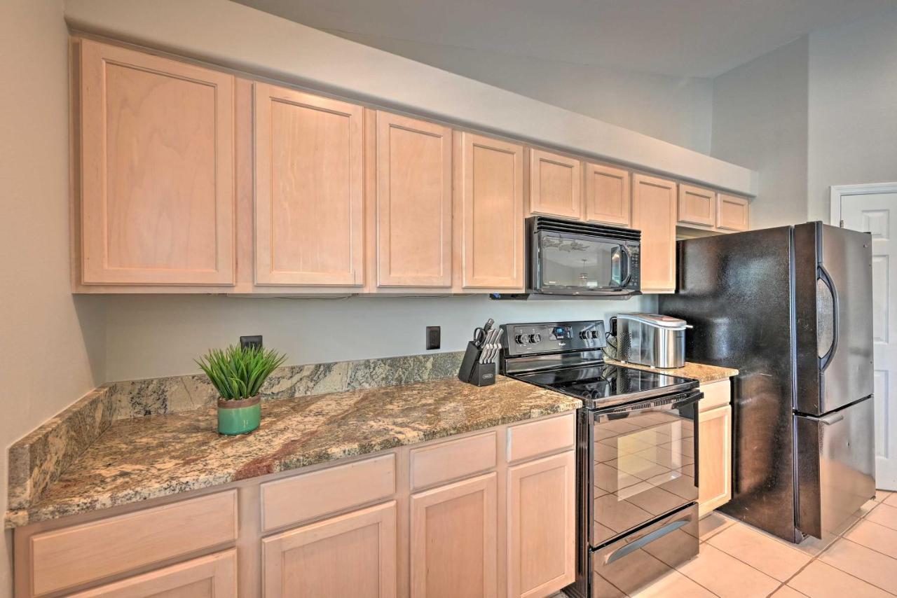 Vila Pet-Friendly Escape With Dock And Kayaks In Cape Coral Exteriér fotografie