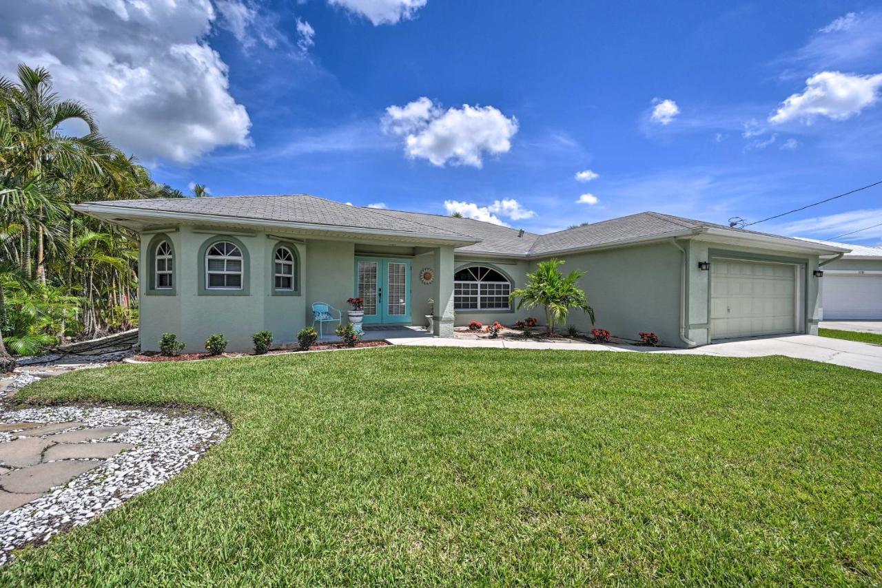 Vila Pet-Friendly Escape With Dock And Kayaks In Cape Coral Exteriér fotografie