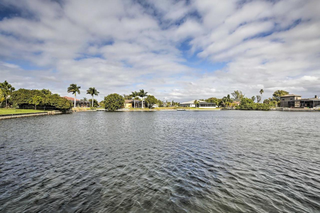 Vila Pet-Friendly Escape With Dock And Kayaks In Cape Coral Exteriér fotografie